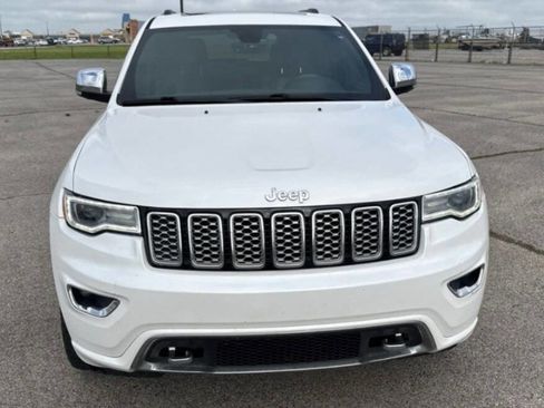 Used 2017 Jeep Grand Cherokee Overland AWD/4WD image 7
