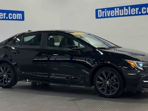 Used 2023 Toyota Corolla SE FWD image 2