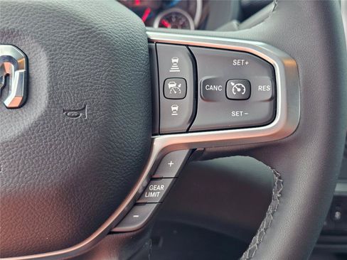 New 2026 RAM 2500 Big Horn AWD/4WD image 24