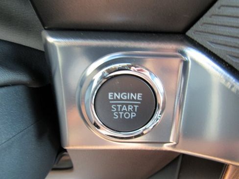 Used 2025 Ford F150 King Ranch AWD/4WD image 22