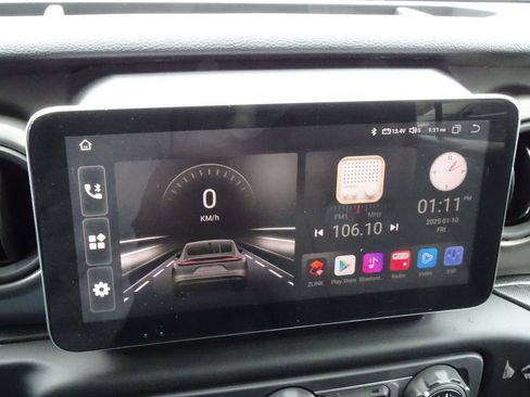 Used 2021 Jeep Wrangler Unlimited Sport image 29