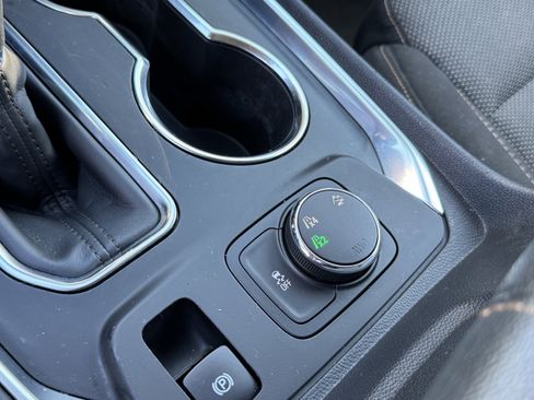 Used 2019 Chevrolet Traverse LS image 29