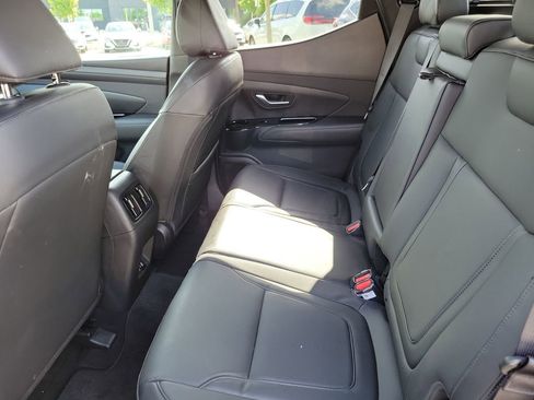 Used 2025 Hyundai Santa Cruz SEL FWD image 13