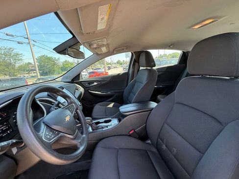 Used 2023 Chevrolet Malibu LT FWD image 12