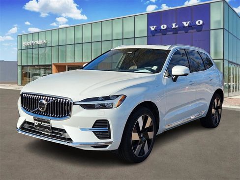 Used 2023 Volvo XC60 T8 Ultimate image 27