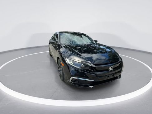 Used 2019 Honda Civic Sport image 2
