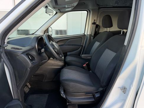 Used 2022 RAM ProMaster City Tradesman image 9