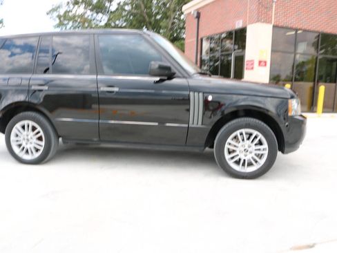 Used 2010 Land Rover Range Rover HSE AWD/4WD image 85