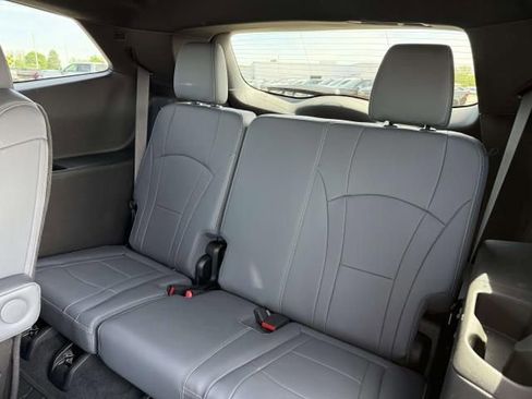 Used 2023 Buick Enclave Essence w/ Trailering Package, 5000 lbs. FWD image 14