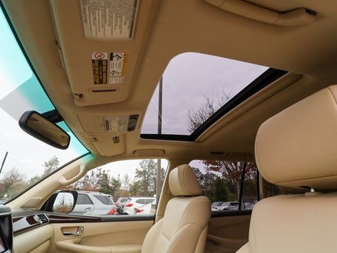 Used 2013 Lexus LX 570 4WD image 36