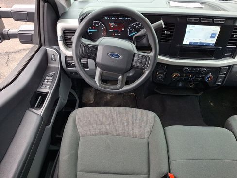 Used 2024 Ford F250 XLT image 22