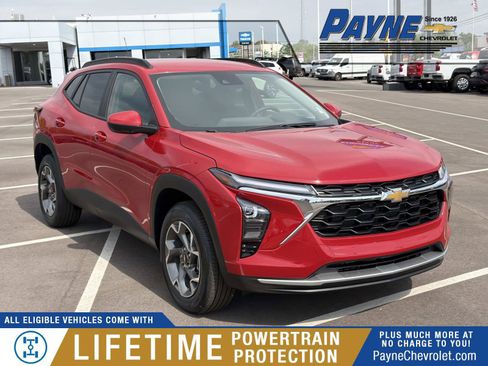 New 2026 Chevrolet Trax LT w/ Driver Confidence Package image 1
