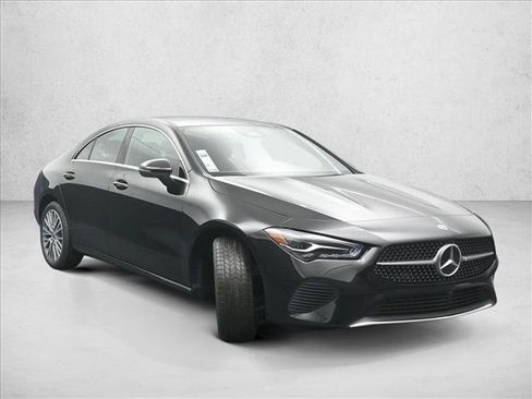Certified 2025 Mercedes-Benz CLA 250 4MATIC image 4