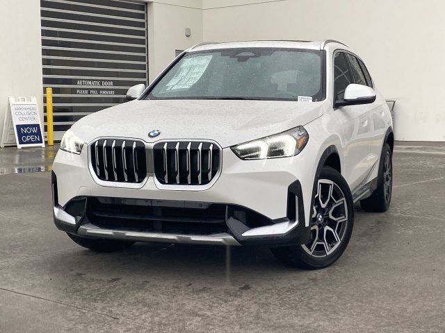 Used 2026 BMW X1 xDrive28i w/ Convenience Package AWD/4WD image 3