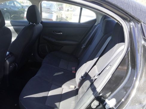 Certified 2023 Nissan Sentra SV image 16