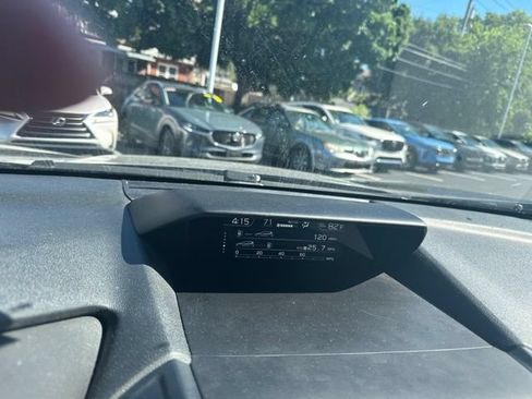 Used 2019 Subaru Forester Premium AWD/4WD image 9