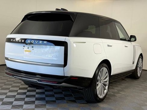 New 2025 Land Rover Range Rover SE image 10
