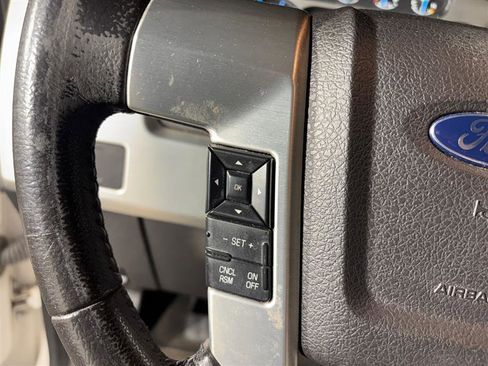 Used 2014 Ford F150 Platinum image 12