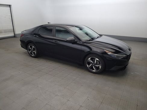 Used 2023 Hyundai Elantra SEL w/ Convenience Package FWD image 11