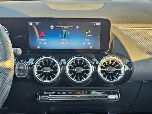 New 2026 Mercedes-Benz GLA 35 AMG 4MATIC image 35