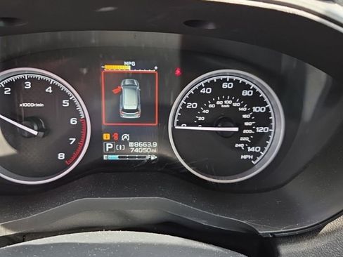 Used 2019 Subaru Forester Premium AWD/4WD image 3