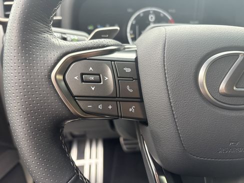 Used 2026 Lexus LX 600 F Sport image 19