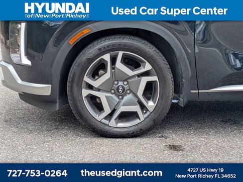 Used 2023 Hyundai Palisade Limited FWD image 10