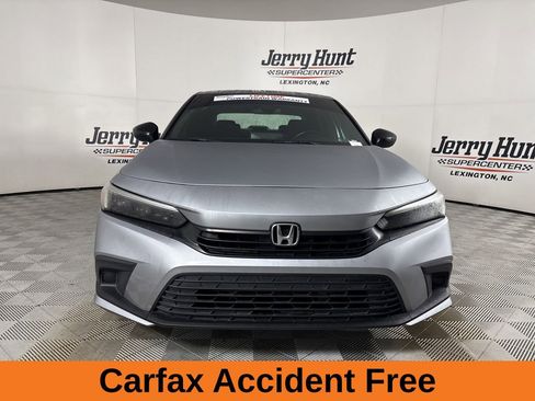 Used 2022 Honda Civic Sport image 3