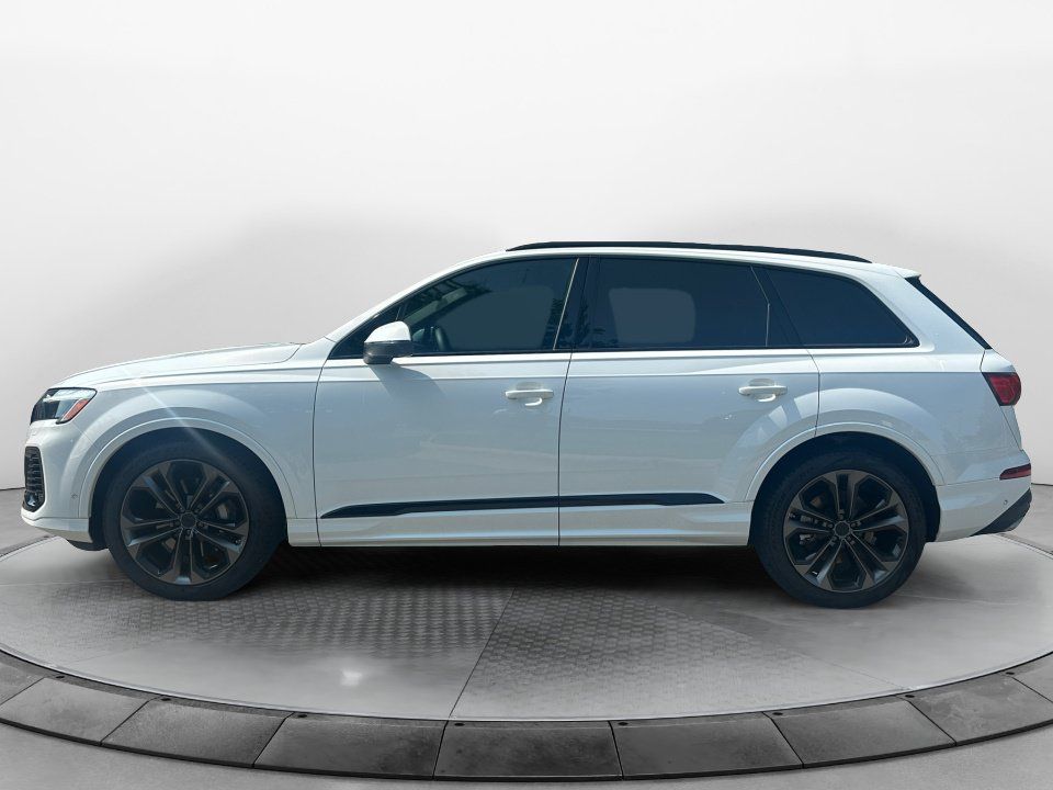 Certified 2026 Audi Q7 3.0T Premium Plus AWD/4WD image 4