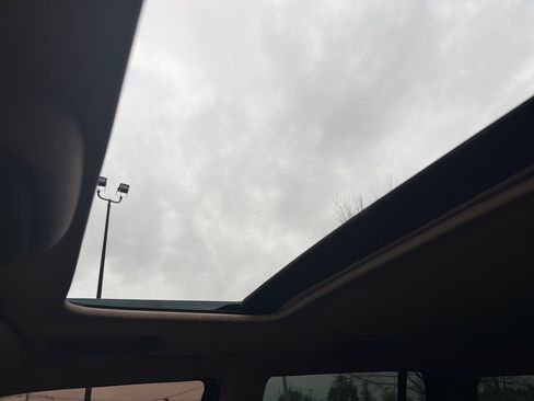 Used 1997 Ford Explorer XL image 12