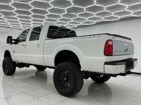 Used 2015 Ford F250 Platinum w/ FX4 Off-Road Package AWD/4WD image 11
