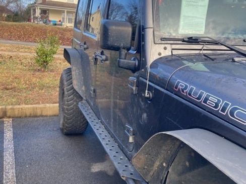 Used 2016 Jeep Wrangler Unlimited Rubicon image 1