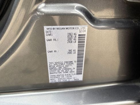 Used 2025 Nissan Altima 2.5 SV FWD image 29