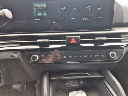 New 2027 Kia Sportage X-Line AWD/4WD image 8