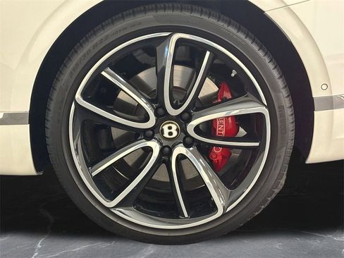 Used 2020 Bentley Continental GT image 37
