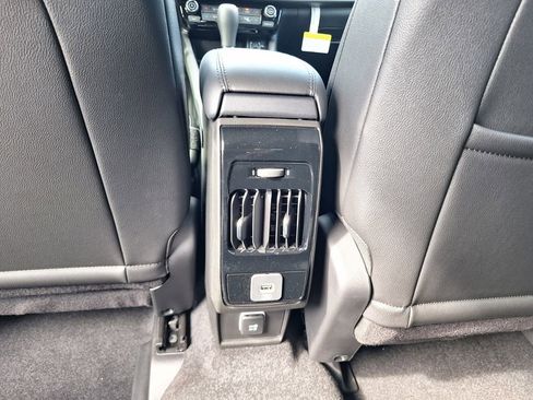 New 2026 Jeep Compass Limited image 11