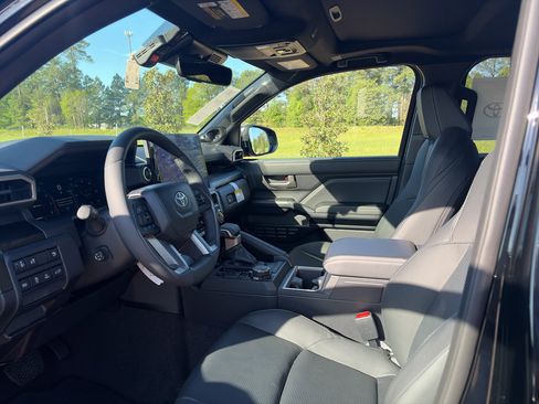 New 2026 Toyota 4Runner Limited image 11