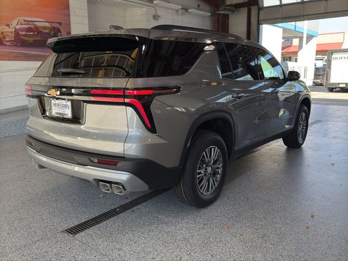New 2026 Chevrolet Traverse LT w/ LPO, Floor Liner Package image 9