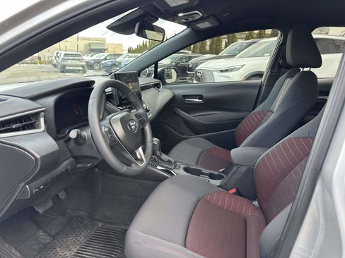 Used 2026 Toyota Corolla SE image 14