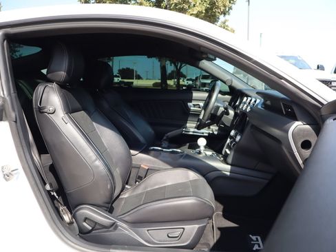 Certified 2020 Ford Mustang GT Premium w/ Black Accent Package RWD image 28