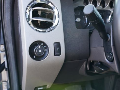 Used 2014 Ford F350 Lariat w/ Lariat Ultimate Package image 18