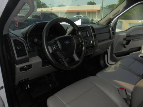 Used 2017 Ford F250 XL w/ XL Value Package image 12