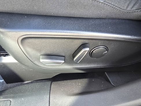 Used 2023 Ford Escape Active image 30