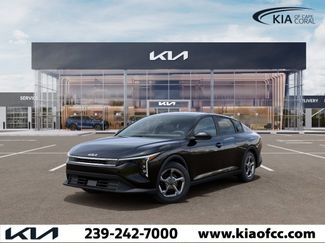 New 2026 Kia K4 FWD video 1