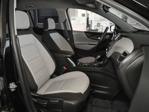 Used 2022 Chevrolet Equinox LS w/ LPO, Cargo Package FWD image 36