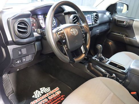 Used 2023 Toyota Tacoma SR image 41