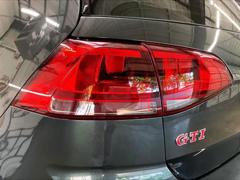 Used 2017 Volkswagen GTI S image 31