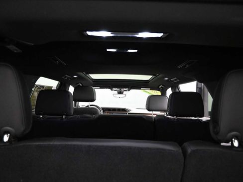 Used 2021 GMC Yukon Denali w/ Denali Premium Package RWD image 31