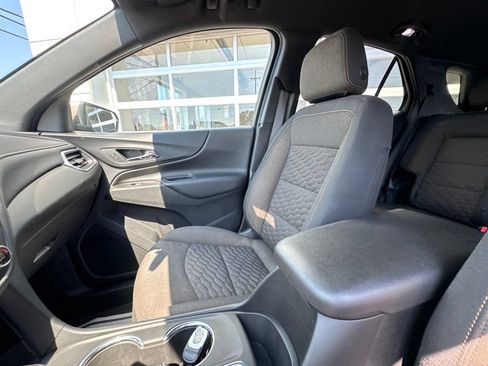 Used 2019 Chevrolet Equinox LT FWD image 19
