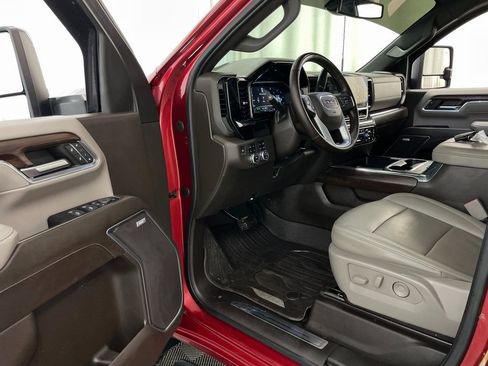 Used 2024 GMC Sierra 2500 SLT w/ SLT Premium Package image 27